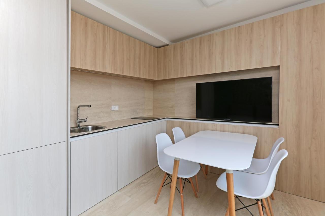 Magic Stone Apartments Baška Voda エクステリア 写真