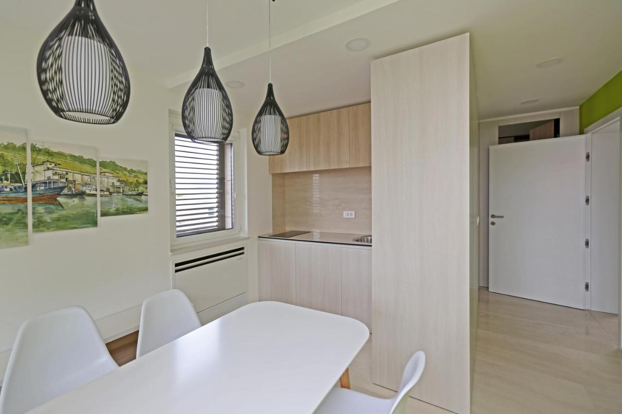 Magic Stone Apartments Baška Voda エクステリア 写真